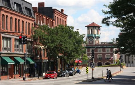 Town of brookline ma - Equal Opportunity Employer. The Town of Brookline recognizes and values diversity as a vital characteristic of the town. All qualified individuals will receive consideration for employment and advancement without regard to race, color, ethnicity, gender (including pregnancy), sexual orientation, gender identity or expression, disability, age, religion, creed, ancestry, national origin ... 